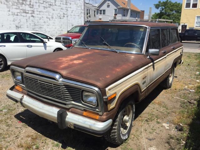1982 Jeep Wagoneer Grand - photo 3