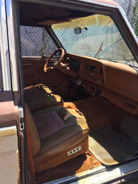 1982 Jeep Wagoneer Grand - photo 6