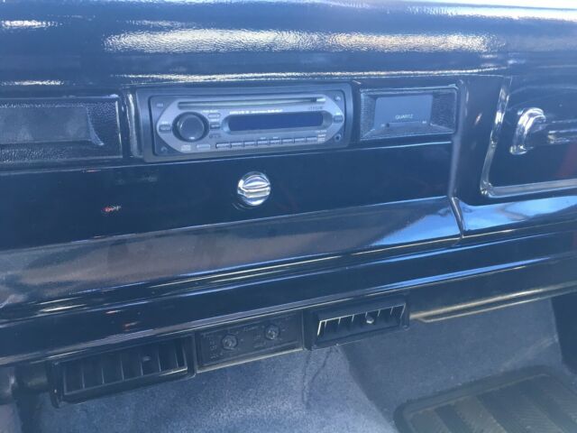 1982 Jeep J10 Laredo - photo 12