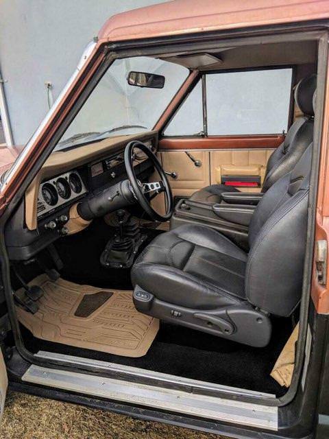 1982 Jeep Wagoneer - photo 6