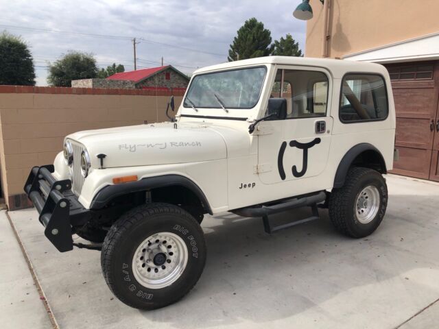 1982 Jeep Jeep SUV White 4WD Manual CJ7 1982 Jeep CJ CJ7