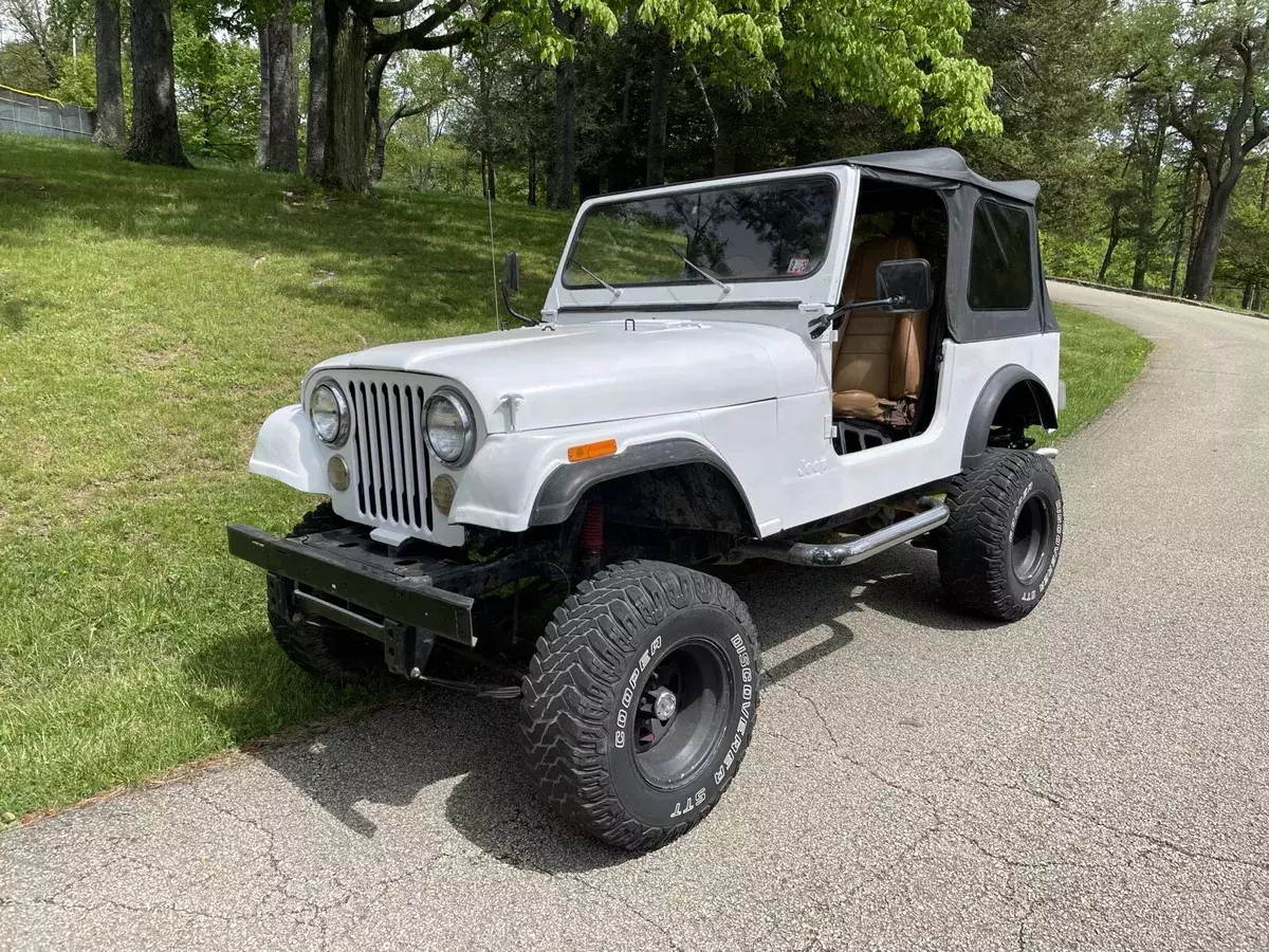 1982 Jeep Jeep SUV White CJ7 1982 Jeep CJ CJ7