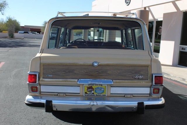 1982 Jeep Wagoneer 4WD Barn Find! Unrestored Condition! -- - photo 4