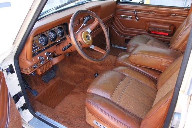 1982 Jeep Wagoneer 4WD Barn Find! Unrestored Condition! -- - photo 6