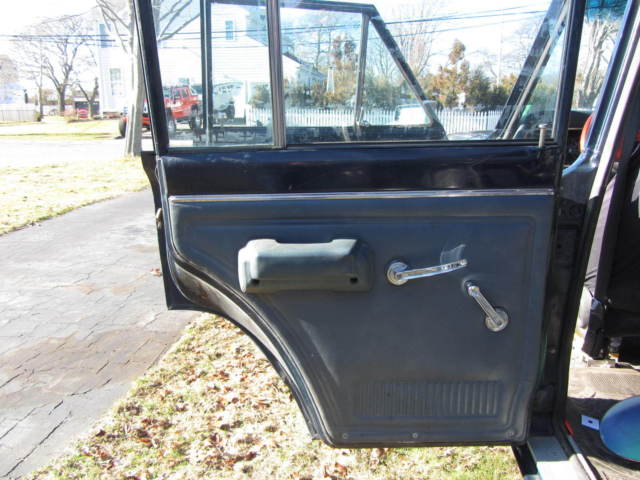 1982 Jeep Wagoneer - photo 11