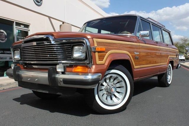 1982 Jeep Wagoneer Limited 4WD 112043 Miles Copper Brown Metallic SUV 5.9 Liter 1982 Jeep Wagoneer Limited 4WD --
