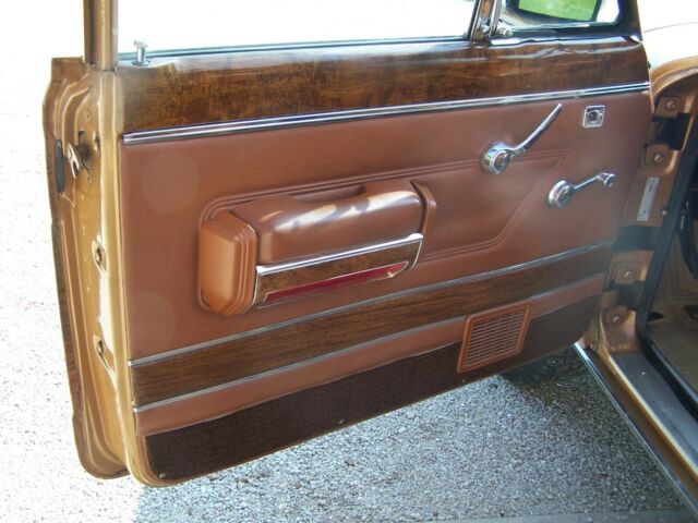 1982 Jeep Wagoneer - photo 7