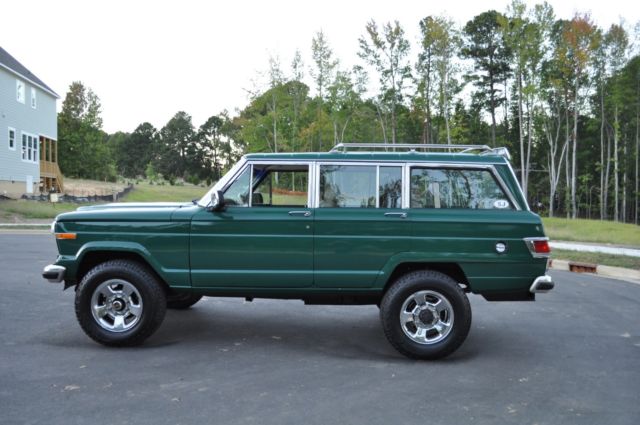 1982 Jeep Wagoneer Limited - photo 6