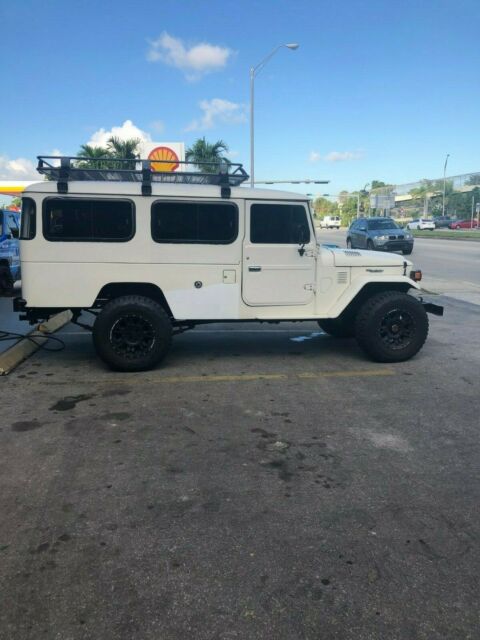 1982 Toyota Land Cruiser FJ45 Troopy - photo 2