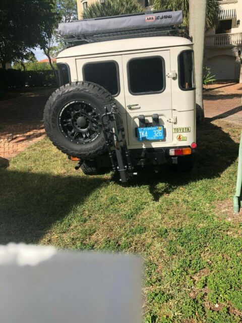 1982 Toyota Land Cruiser FJ45 Troopy - photo 3