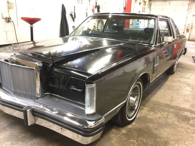1982 Lincoln Continental - photo 2