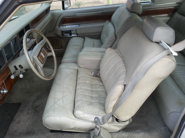 1982 Lincoln Mark Series MARK VI 2DR -- LOW MILES RUST FREE LOW RESERVE - photo 10