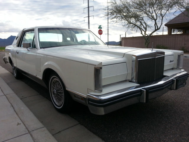 1982 Lincoln Mark Series MARK VI 2DR -- LOW MILES RUST FREE LOW RESERVE - photo 8