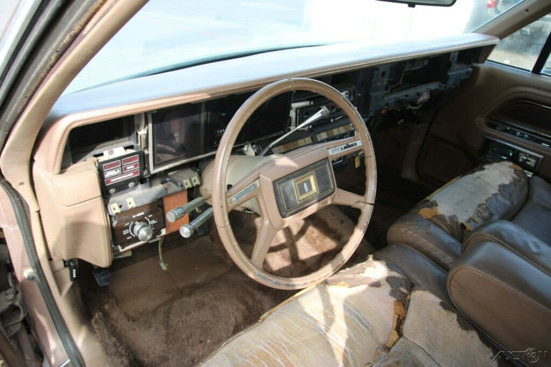 1982 Lincoln Mark Series Signature - photo 13