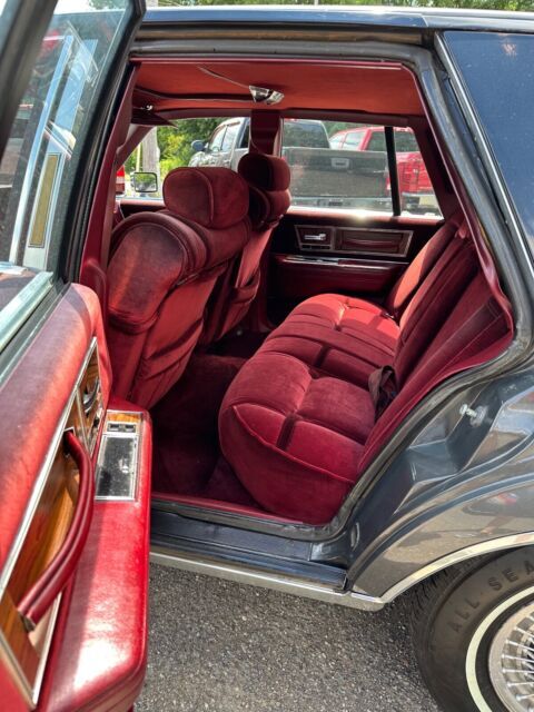 1982 Lincoln Continental - photo 10
