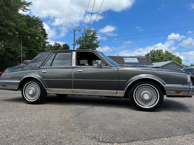 1982 Lincoln Continental - photo 5