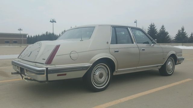 1982 Lincoln Continental FASTBACK - photo 5