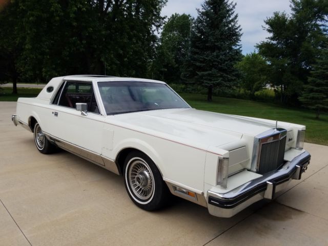 1982 Lincoln Mark Series MARK VI CONTINENTAL Nice condition for age! 1982 Lincoln Mark Series MARK VI CONTINENTAL