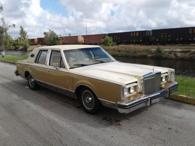 1982 Lincoln Mark Series VI Emilio Pucci Edition All Original Antique Car 1982 Lincoln Mark Series