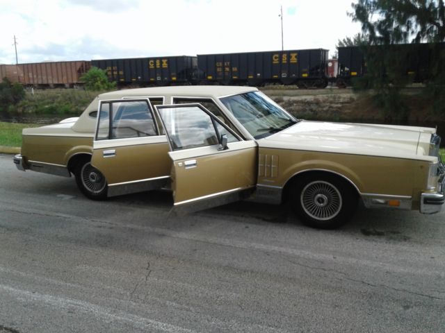 1982 Lincoln Mark Series - photo 11