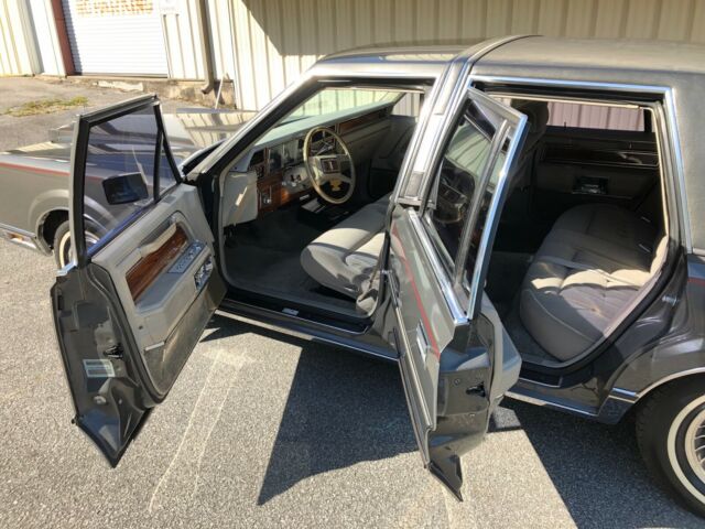 1982 Lincoln Mark Series - photo 7