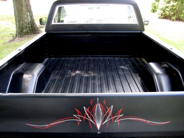 1982 Chevrolet C-10 - photo 8