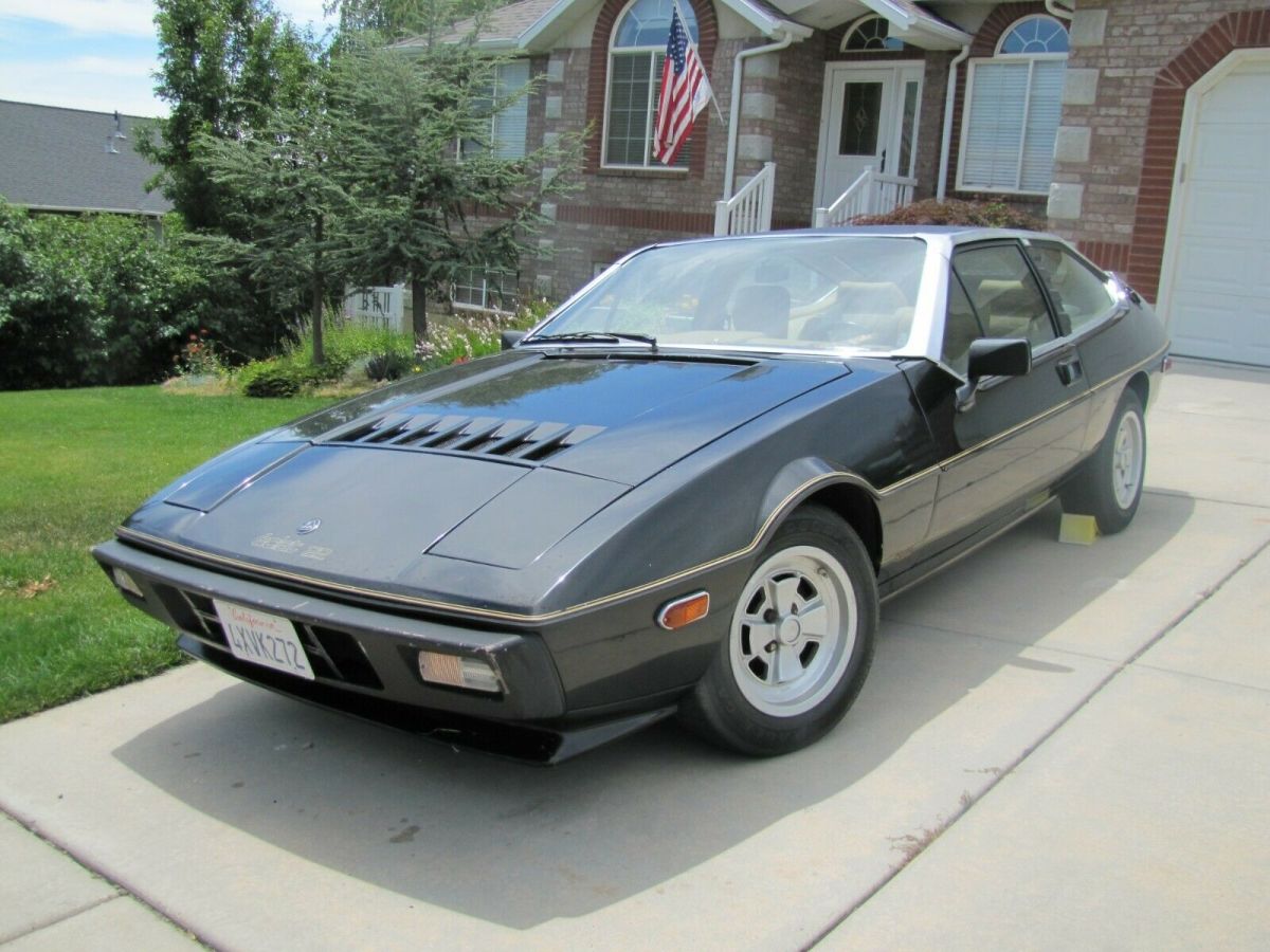 1982 Lotus 2.2 Eclat Riviera Coupe, 5-spd man. trans., black w/ tan interior 1982 Lotus Eclat Riviera