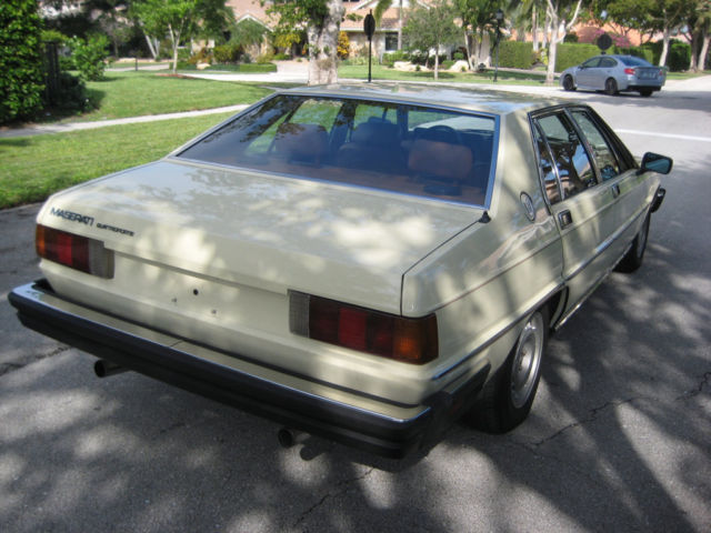 1982 Maserati Quattroporte VERY RARE CLASSIC VEHICLE - RUNS INCREDIBLY WELL - photo 7