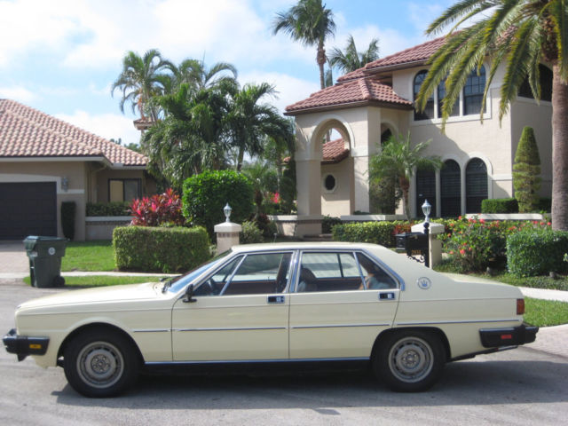 1982 Maserati Quattroporte VERY RARE CLASSIC VEHICLE - RUNS INCREDIBLY WELL - photo 2