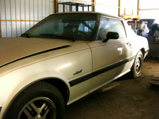 1982 mazda rx-7 2 DR Stand Shift Sunroof 1982 Mazda RX-7