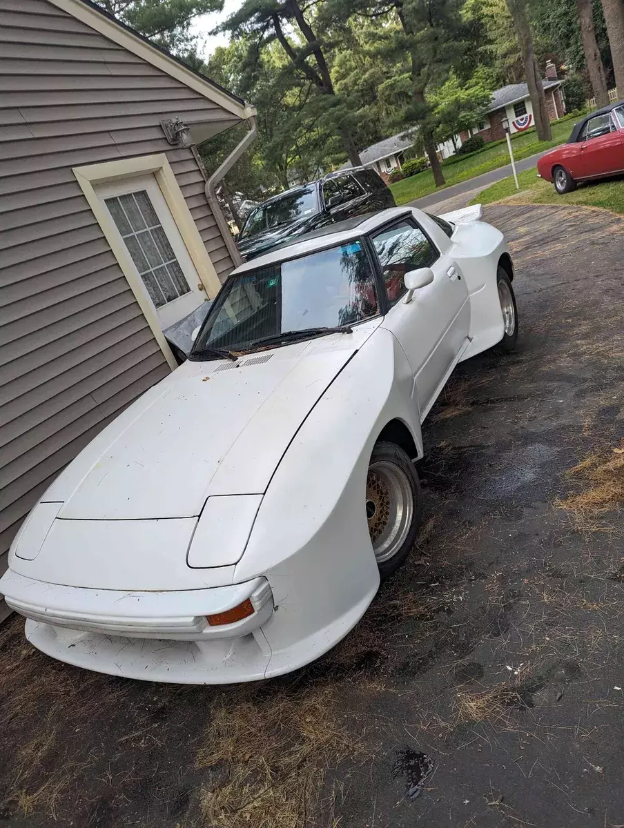 1982 Mazda RX-7 Coupe White 1982 Mazda RX-7