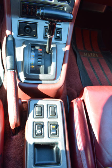 1982 Mazda RX-7 2 door coupe - photo 11