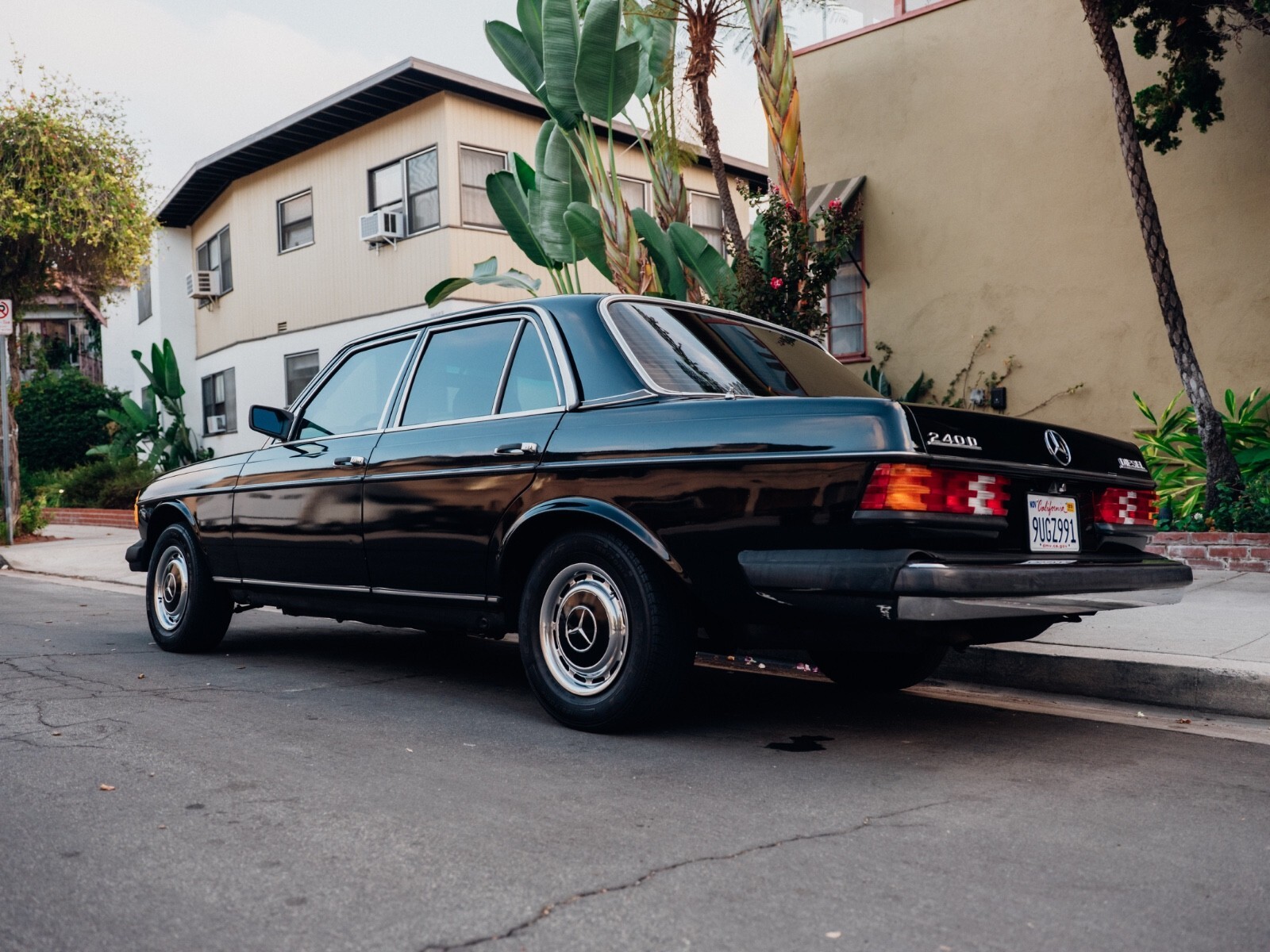 1982 Mercedes-Benz 240 - photo 6
