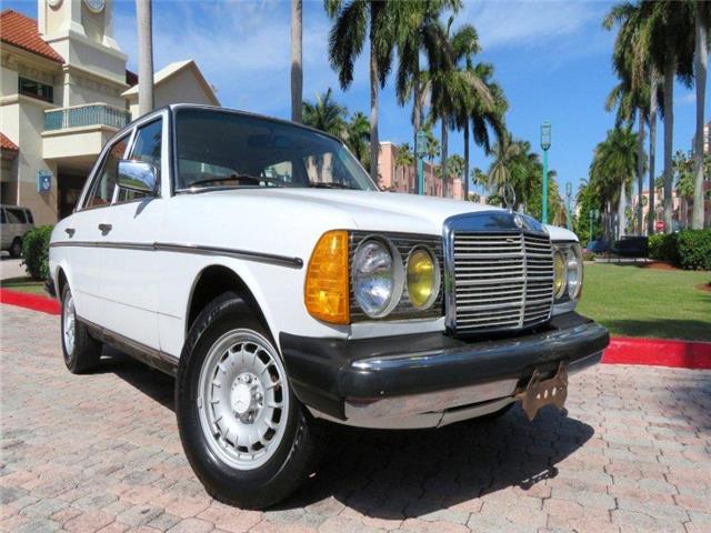 1982 Mercedes 240D 133k Miles Diesel Clean Carfax Rust Free Garage Kept Gorgeous 1982 Mercedes-Benz 240 Series 240D