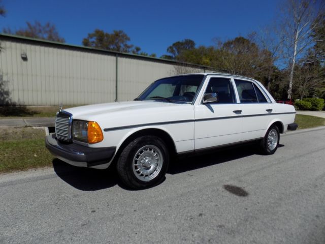 1982 Mercedes-Benz 300-Series 300 td - photo 9