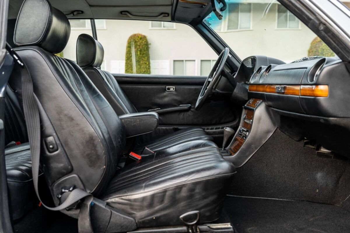 1982 Mercedes-Benz 300-Series - photo 13