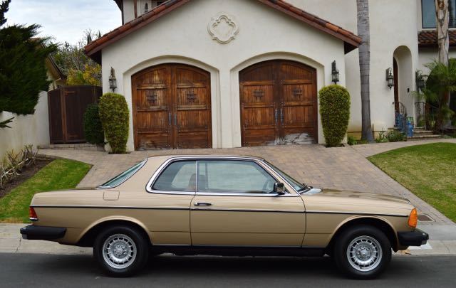 1982 Mercedes-Benz 300-Series 300CD coupe - photo 7