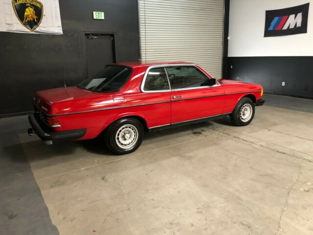1982 Mercedes-Benz 300-Series - photo 4