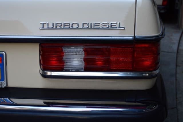 1982 Mercedes-Benz 300-Series 300CD turbo diesel coupe - photo 13
