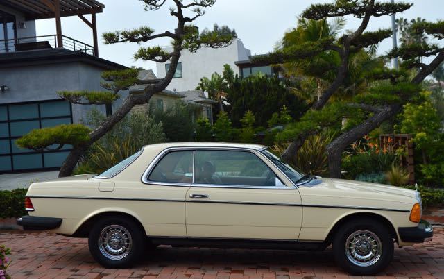 1982 Mercedes-Benz 300-Series 300CD turbo diesel coupe - photo 3