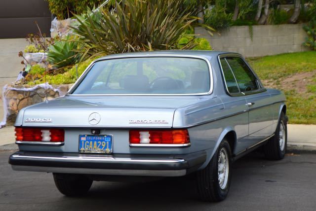 1982 Mercedes-Benz 300-Series 300cd turbo diesel 2 door coupe gorgeous - photo 8