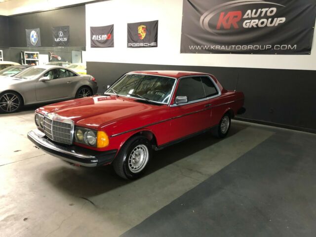 1982 Mercedes-Benz 300-Series - photo 4