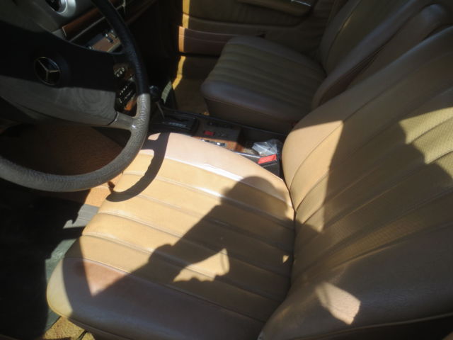 1982 Mercedes-Benz 300-Series - photo 13