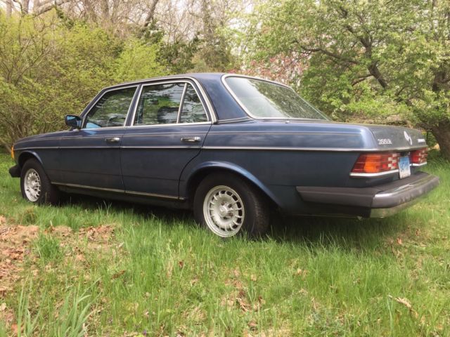 1982 Mercedes-Benz 300-Series - photo 5