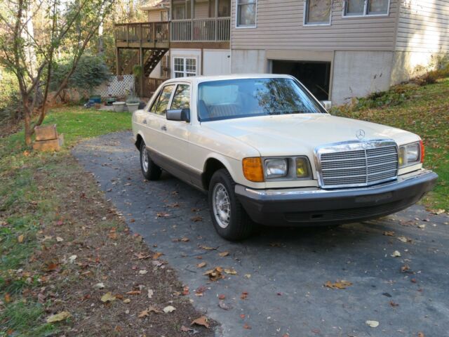 1982 Mercedes-Benz 300-Series - photo 8