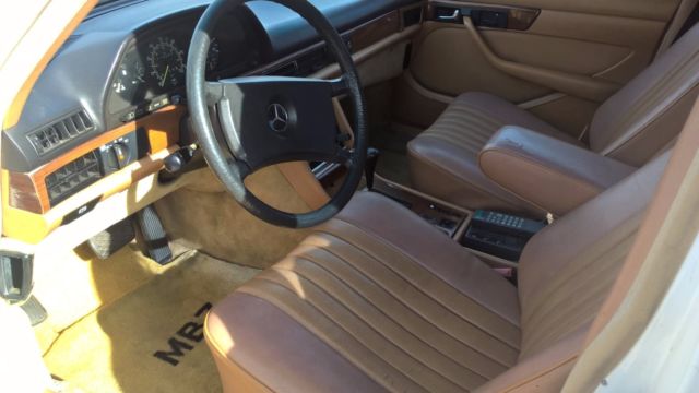 1982 Mercedes-Benz 300-Series - photo 9
