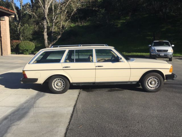 1982 Mercedes-Benz 300-Series - photo 4