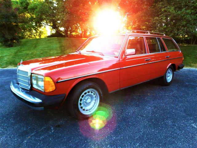 1982 Mercedes-Benz 300-Series TURBODIESEL WAGON NO RESERVE
