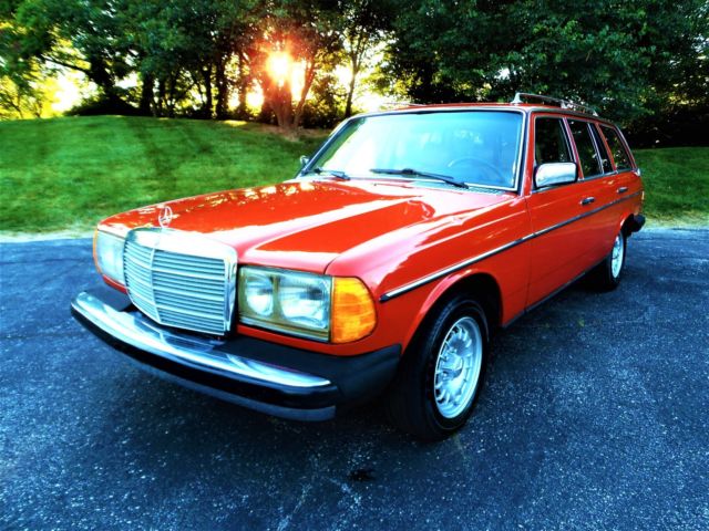 1982 Mercedes-Benz 300-Series TURBODIESEL WAGON NO RESERVE - photo 2