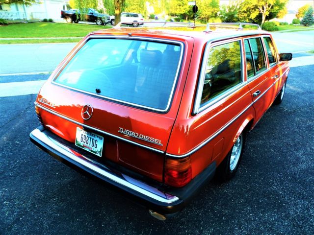 1982 Mercedes-Benz 300-Series TURBODIESEL WAGON NO RESERVE - photo 7